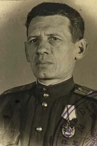 Леонов Николай Александрович.